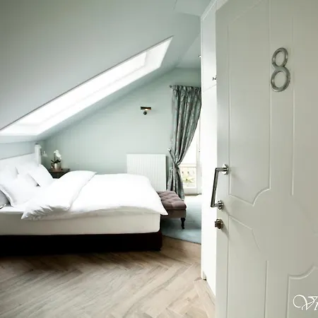 Luxury Minjon Bed & Breakfast
