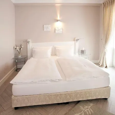 Luxury Minjon