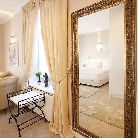 Luxury Minjon Bed & Breakfast *